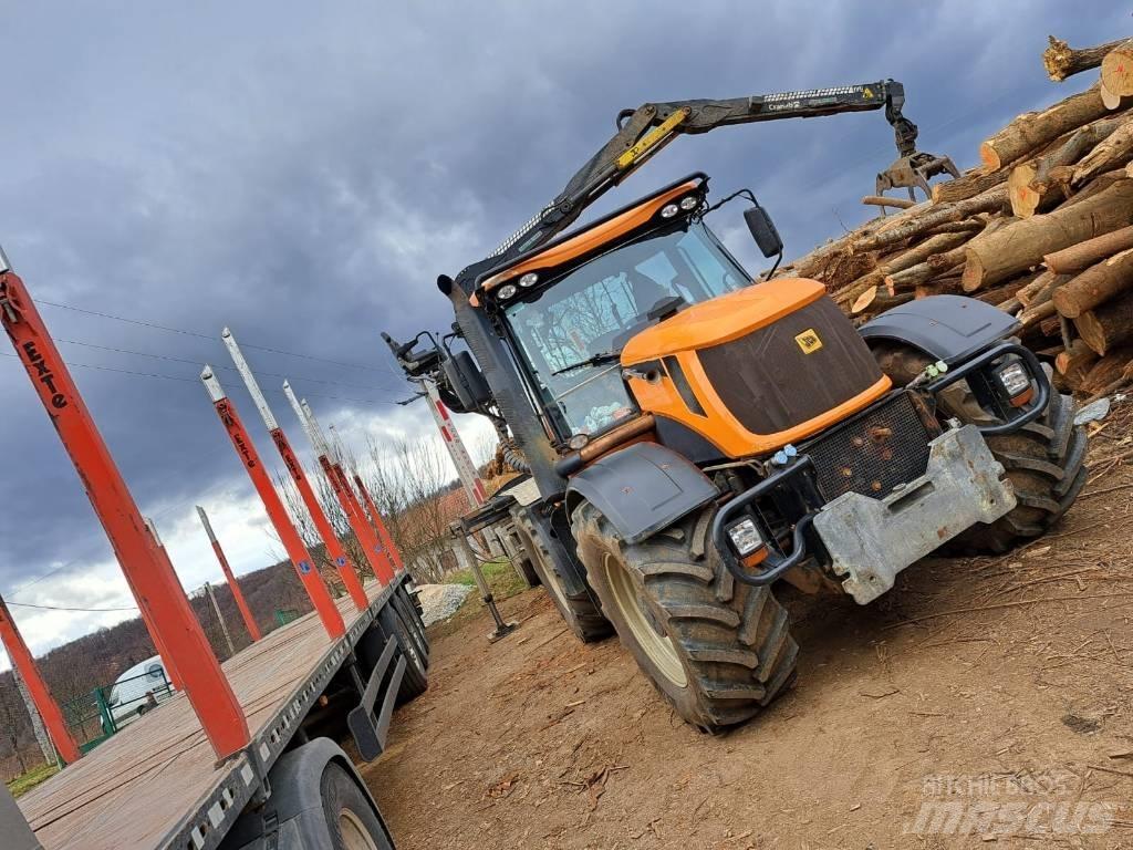 JCB Fastrac 3230 林业拖拉机