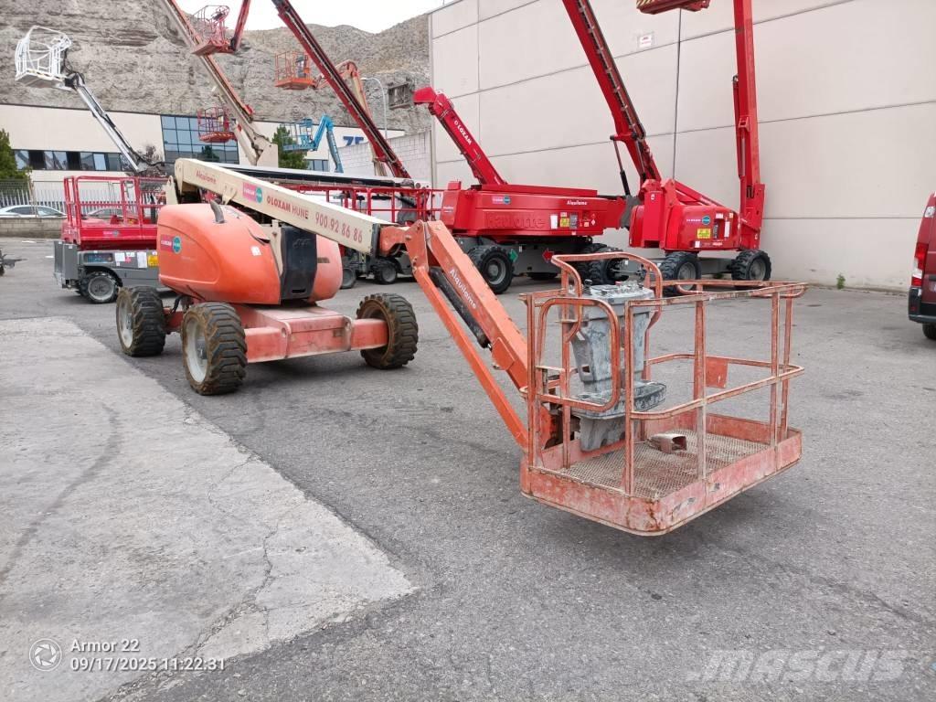 JLG 600 AJ 曲臂高空工作平台