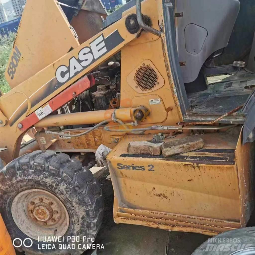 CASE 580 收割机