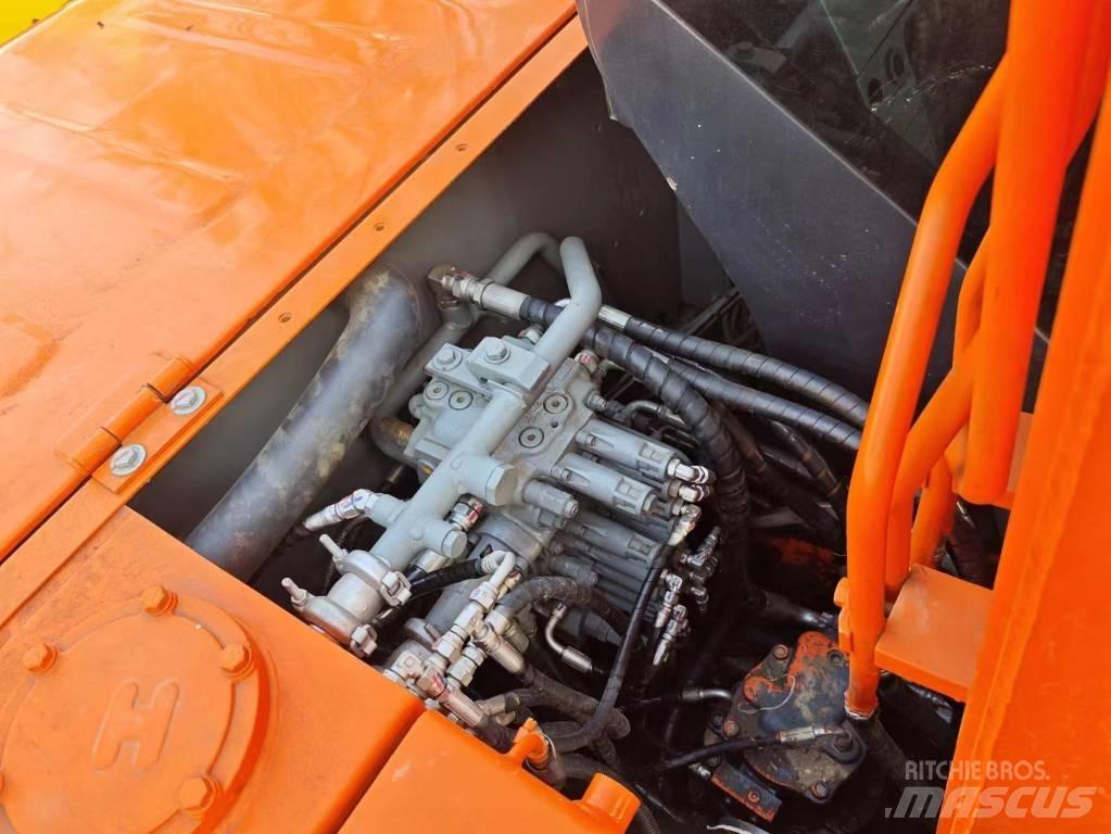 Hitachi ZX 70 履带挖掘机