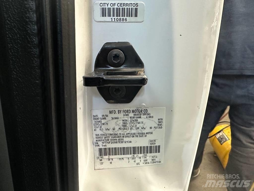 Ford F 250 自卸式货车