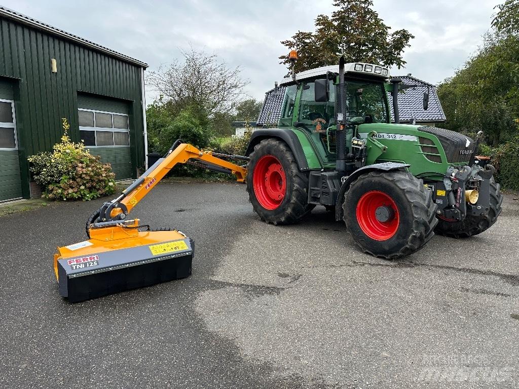 Ferri TXV500 牧场割草机和切顶器