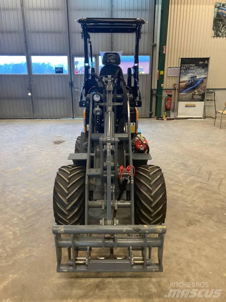 GiANT G1500 小型装载机