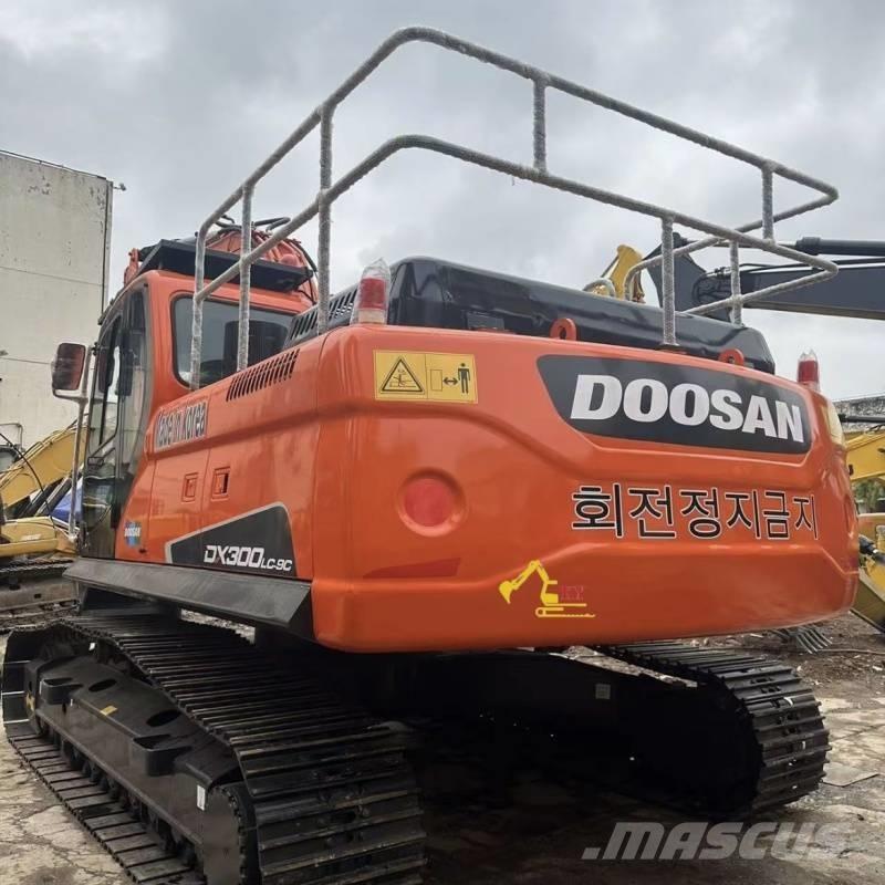 Doosan 300-9c 履带挖掘机