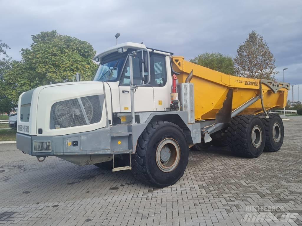 Liebherr TA 230 铰接式自卸车