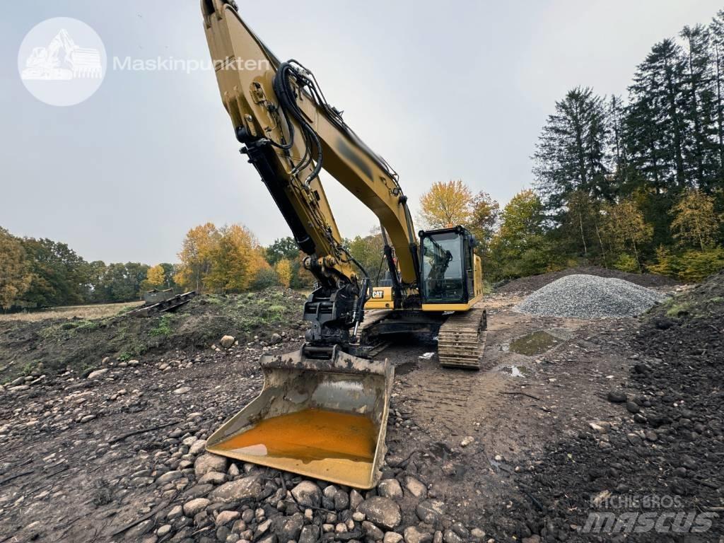 CAT 323 履带挖掘机