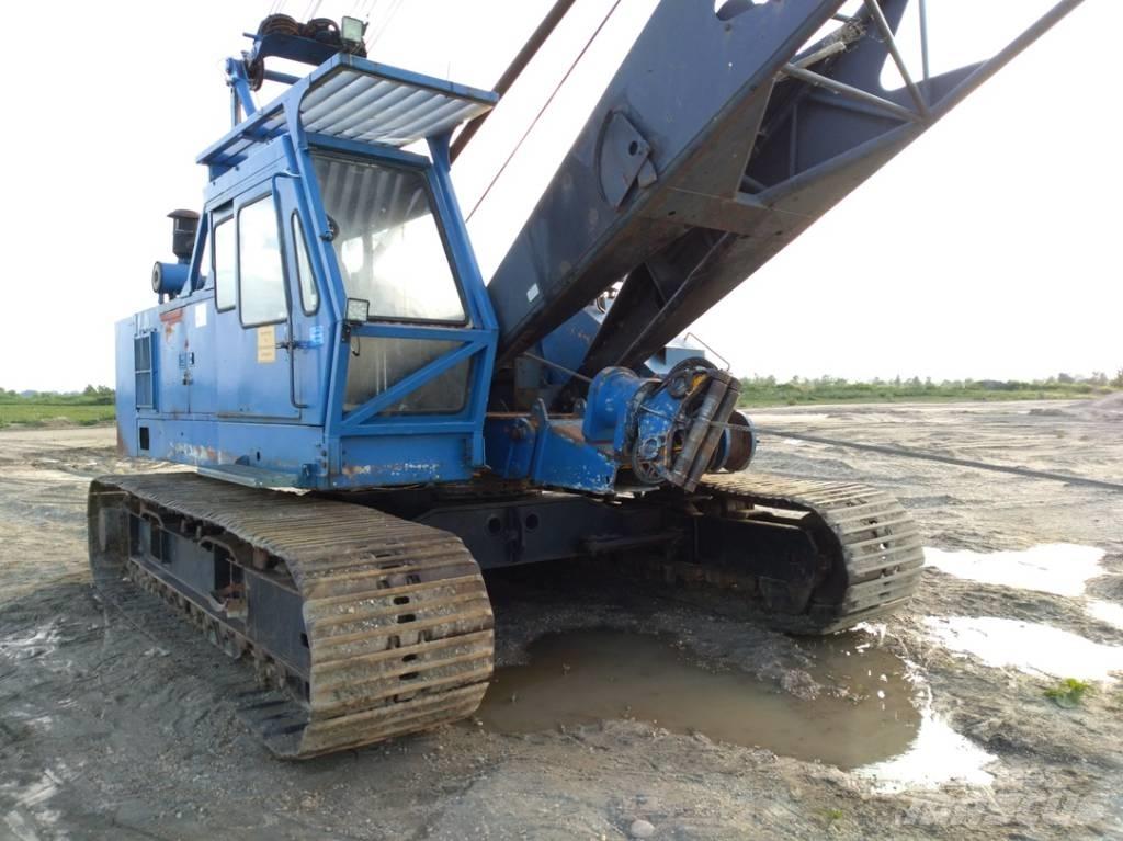 Hitachi KH 150-3 抓铲挖掘机