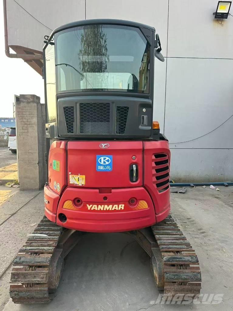Yanmar Vio 30 小型挖掘机