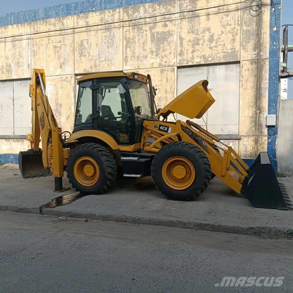 JCB 4CX 反铲装载机