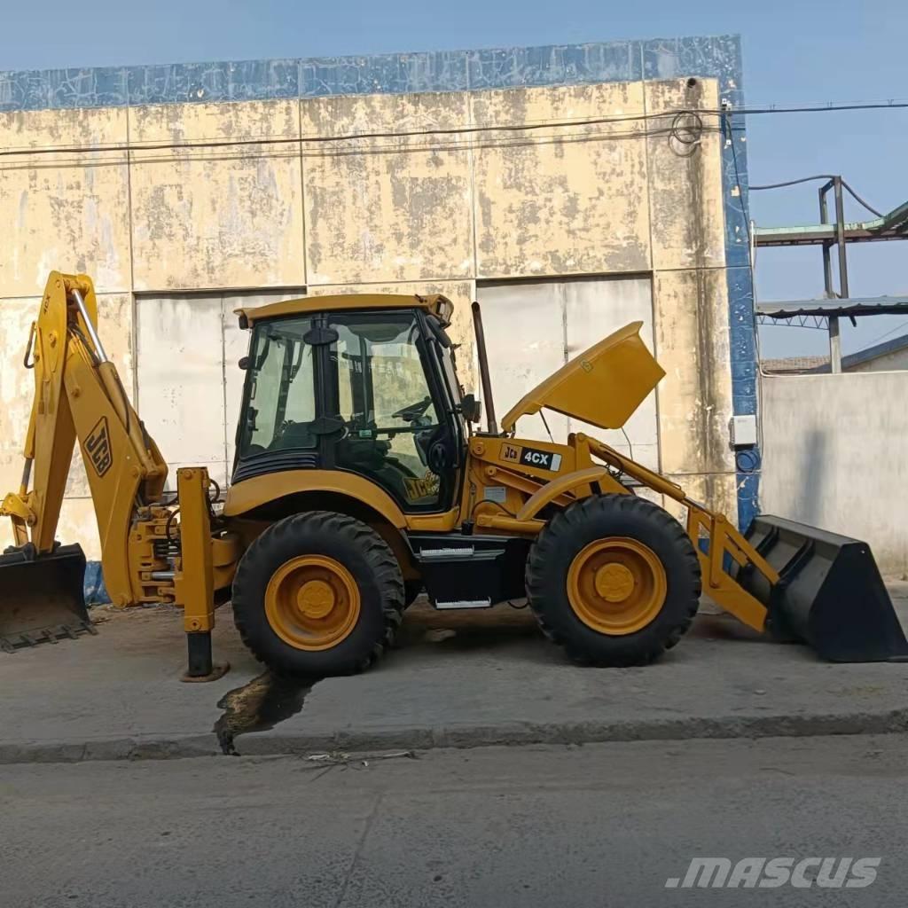 JCB 4CX 反铲装载机