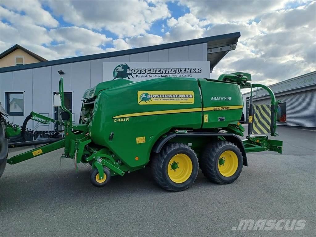 John Deere C441R 圆捆打捆机