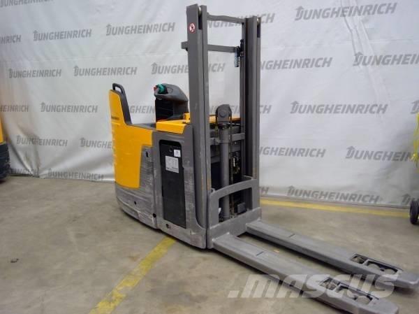 Jungheinrich ERD 220 行走式堆垛机