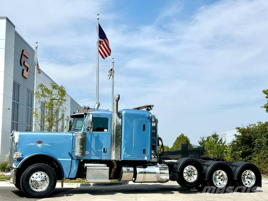 Peterbilt 389 牵引车