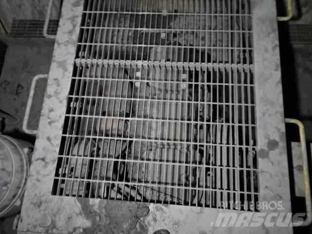 Elphinstone R2900G 地下矿用卡车