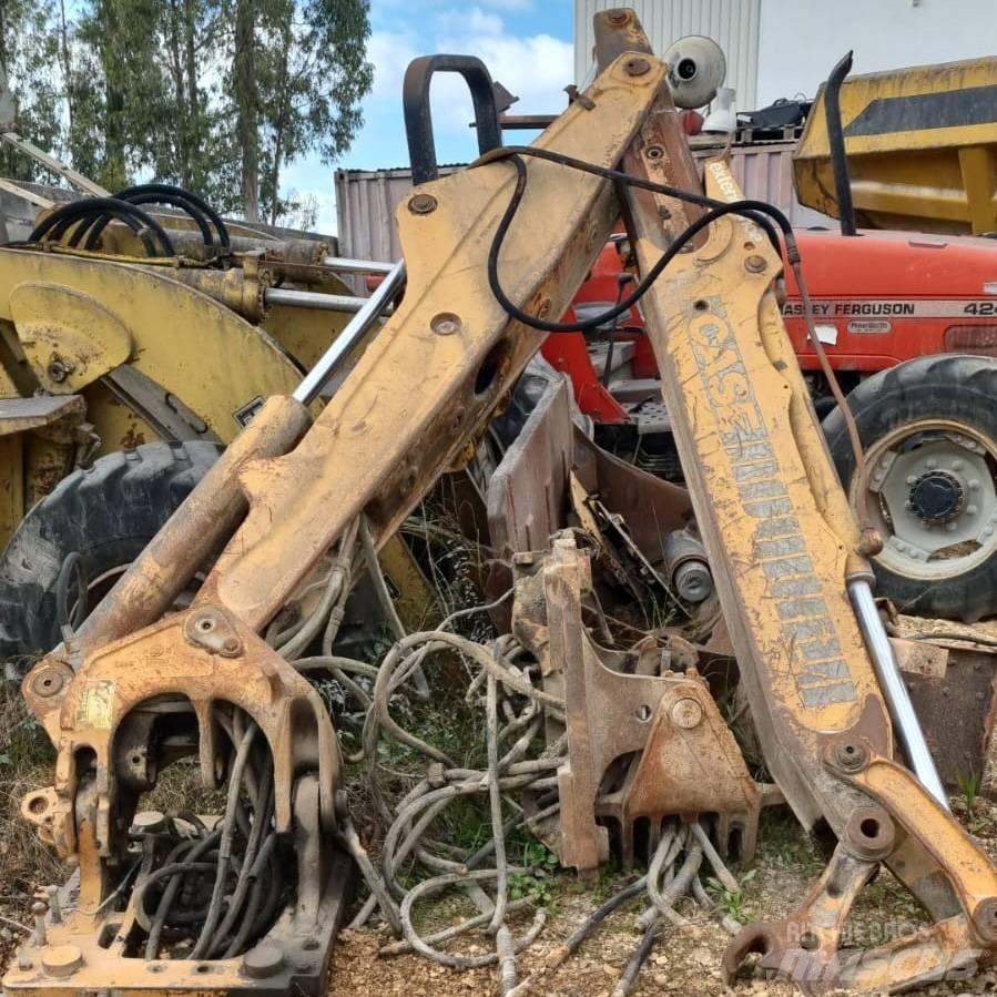 CASE 580 SK 吊杆和铲斗