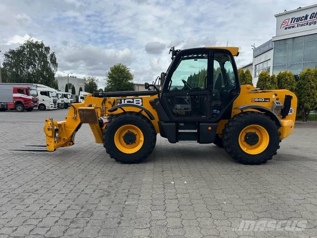 JCB 540-140 伸缩臂叉装车|叉装车