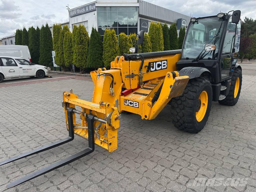 JCB 540-140 伸缩臂叉装车|叉装车