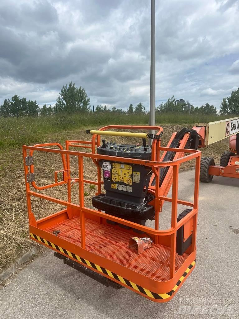 JLG M 600 JP 曲臂高空工作平台