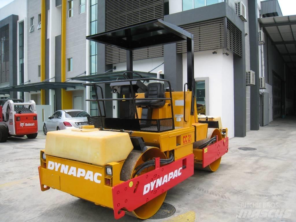 Dynapac CC21-2 双轮压路机