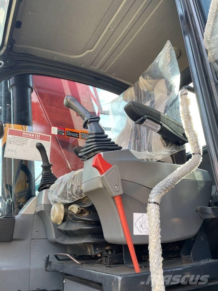 Doosan DX225LCA 履带挖掘机