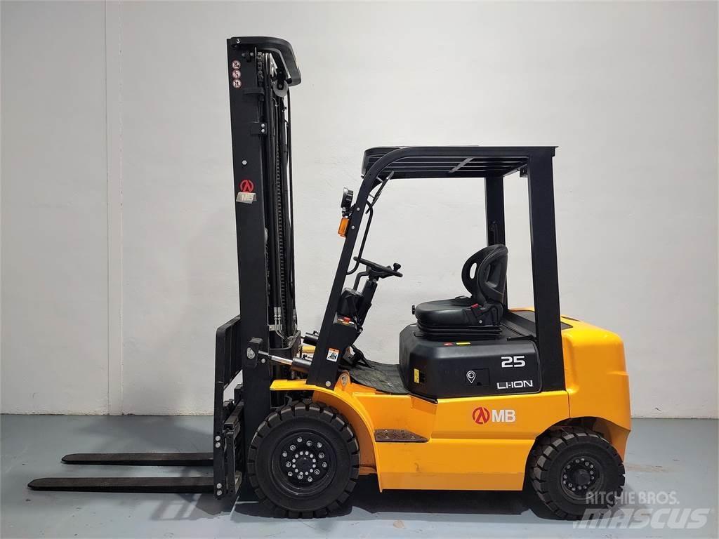  EFL252 Litio 电动叉车