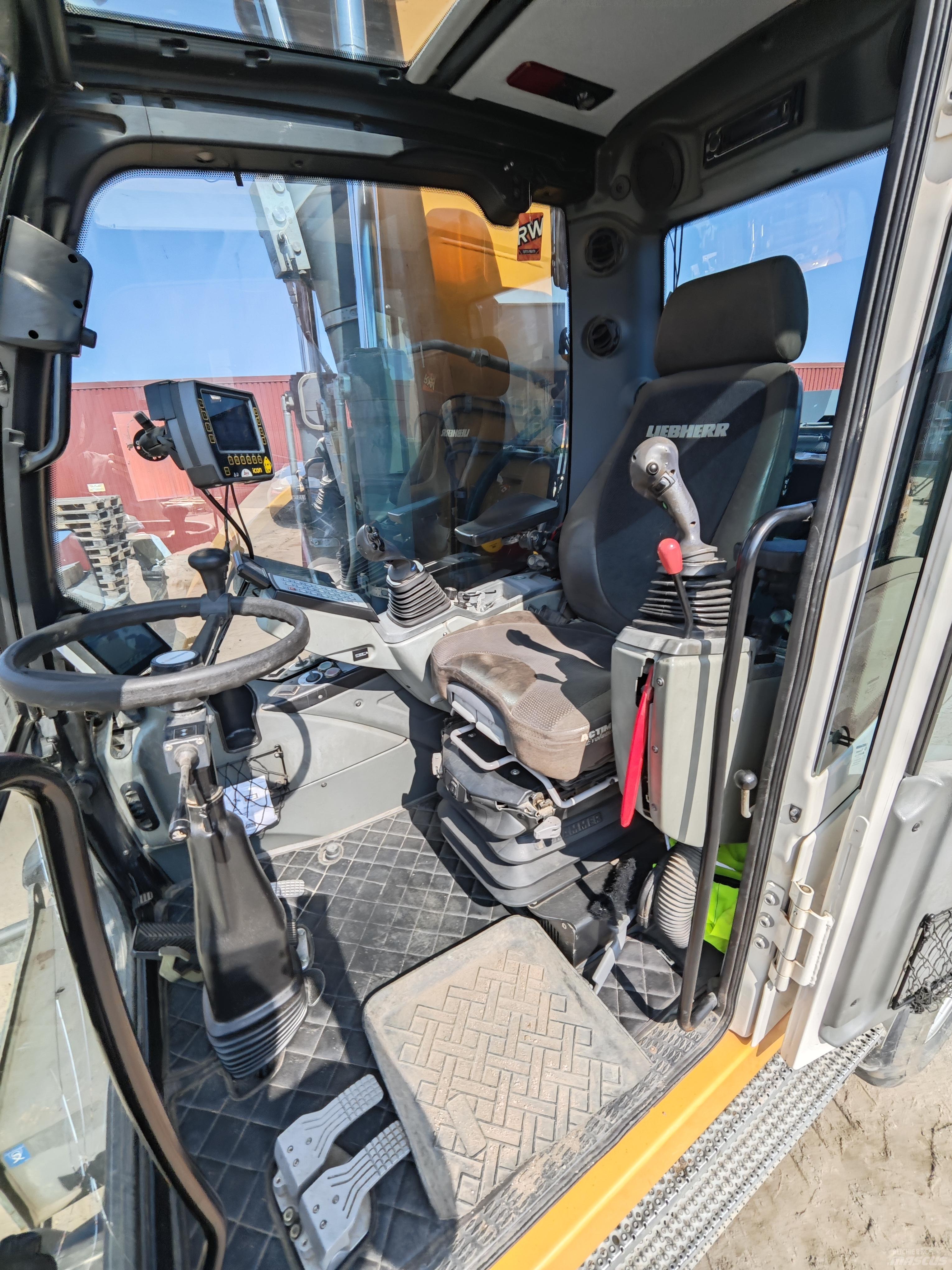 Liebherr 914 C 轮式挖掘机