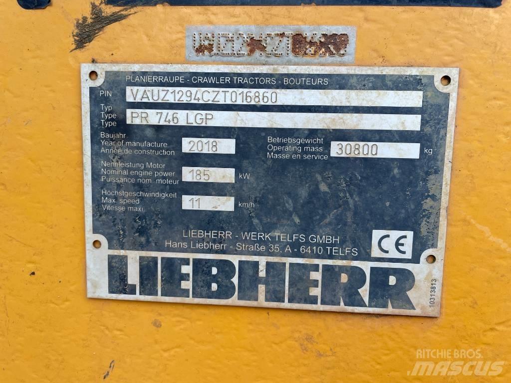 Liebherr PR 746 履带式推土机