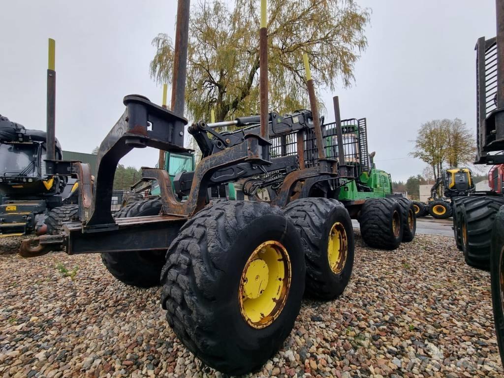 John Deere 1910 G 集运机