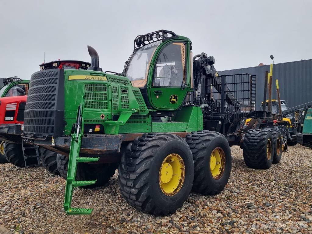 John Deere 1910 G 集运机