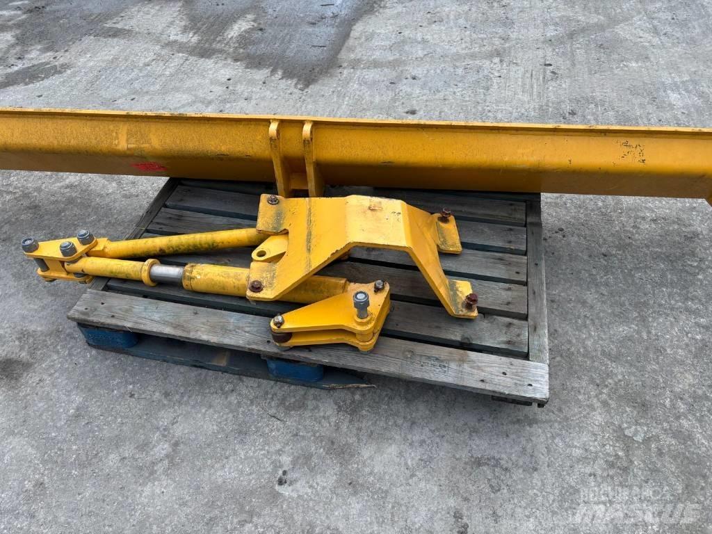 Volvo Tailgate 其他组件