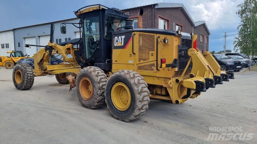 CAT 140 M 平地机/推土机