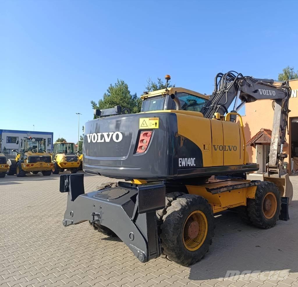 Volvo EW 140 C 轮式挖掘机