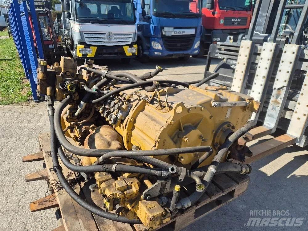 CAT 966G 轮式装载机