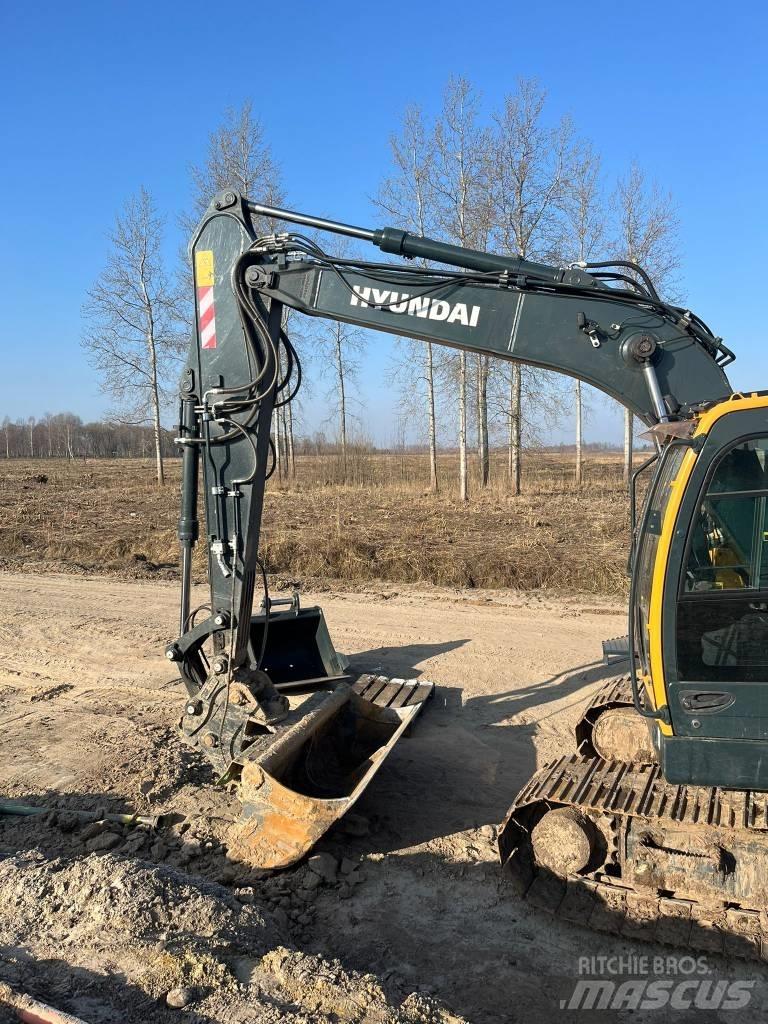 Hyundai HX130ALCR 履带挖掘机