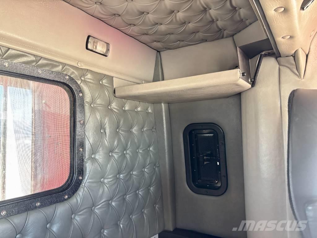 Western Star 4900 牵引车