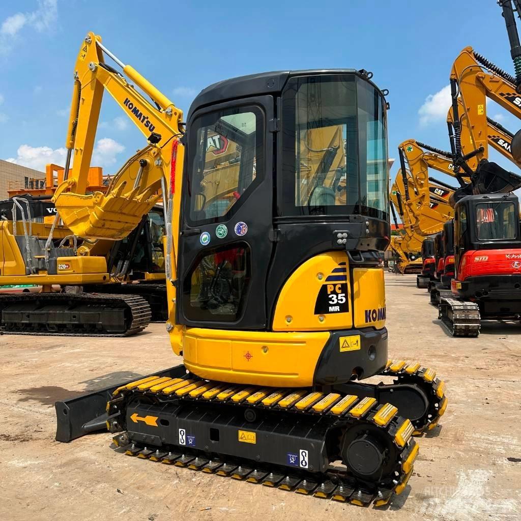 Komatsu PC35MR 小型挖掘机