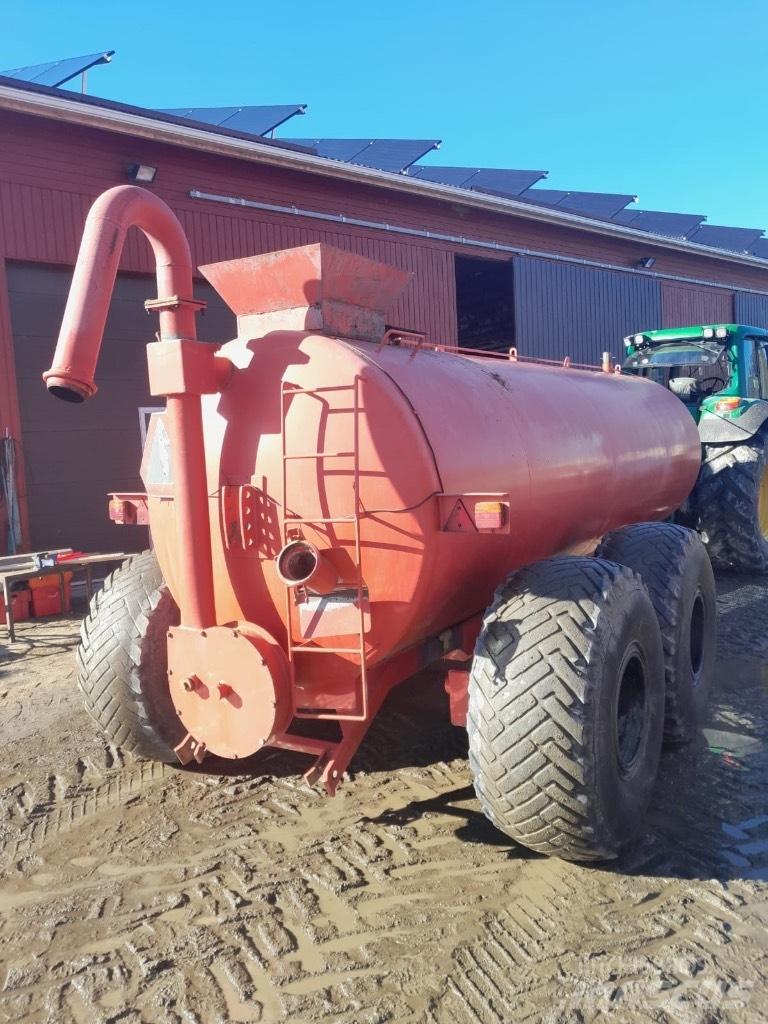 Vepi 11.6 m3 水肥车