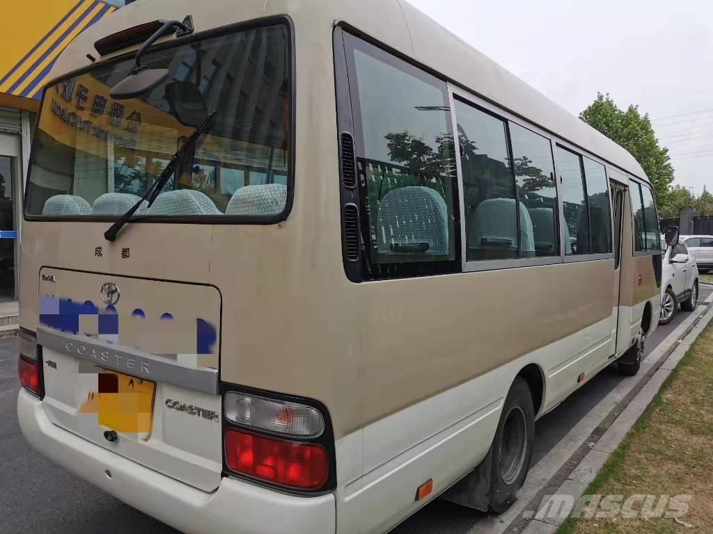 Toyota Coaster Bus 迷你巴士