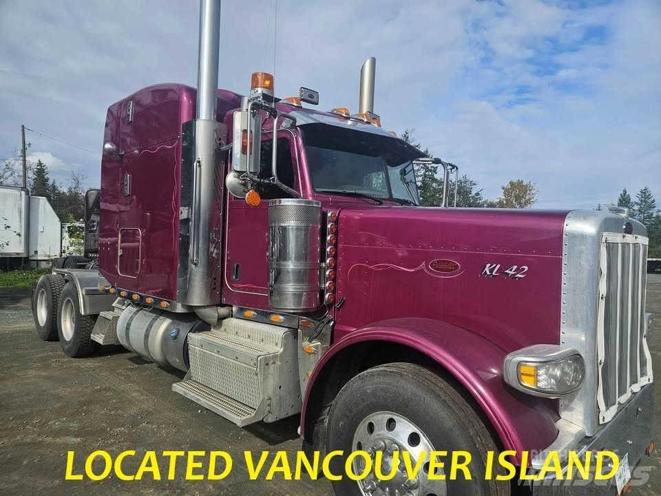 Peterbilt 388 牵引车