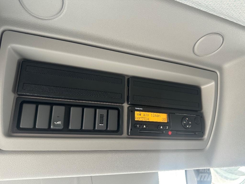 Volvo FE 320 厢式货车