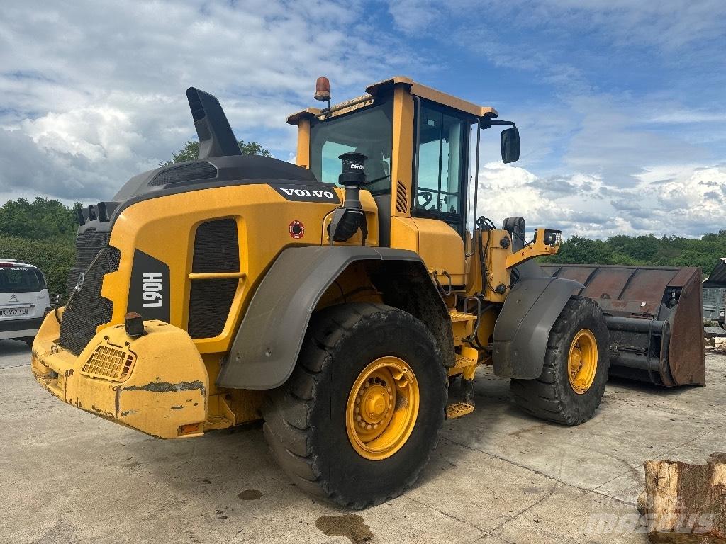 Volvo L 90 H 轮式装载机
