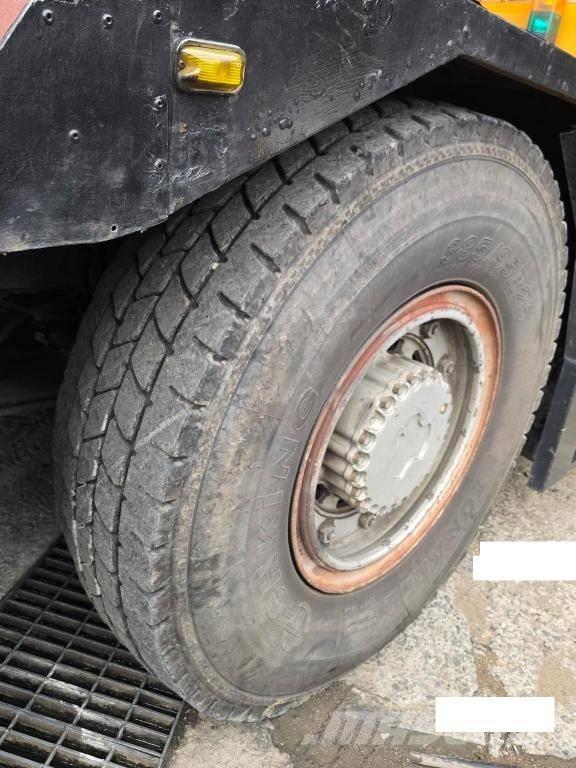 Kato KR 25 H V-3 越野轮胎起重机︳越野吊︳越野起重机︳移动式起重机