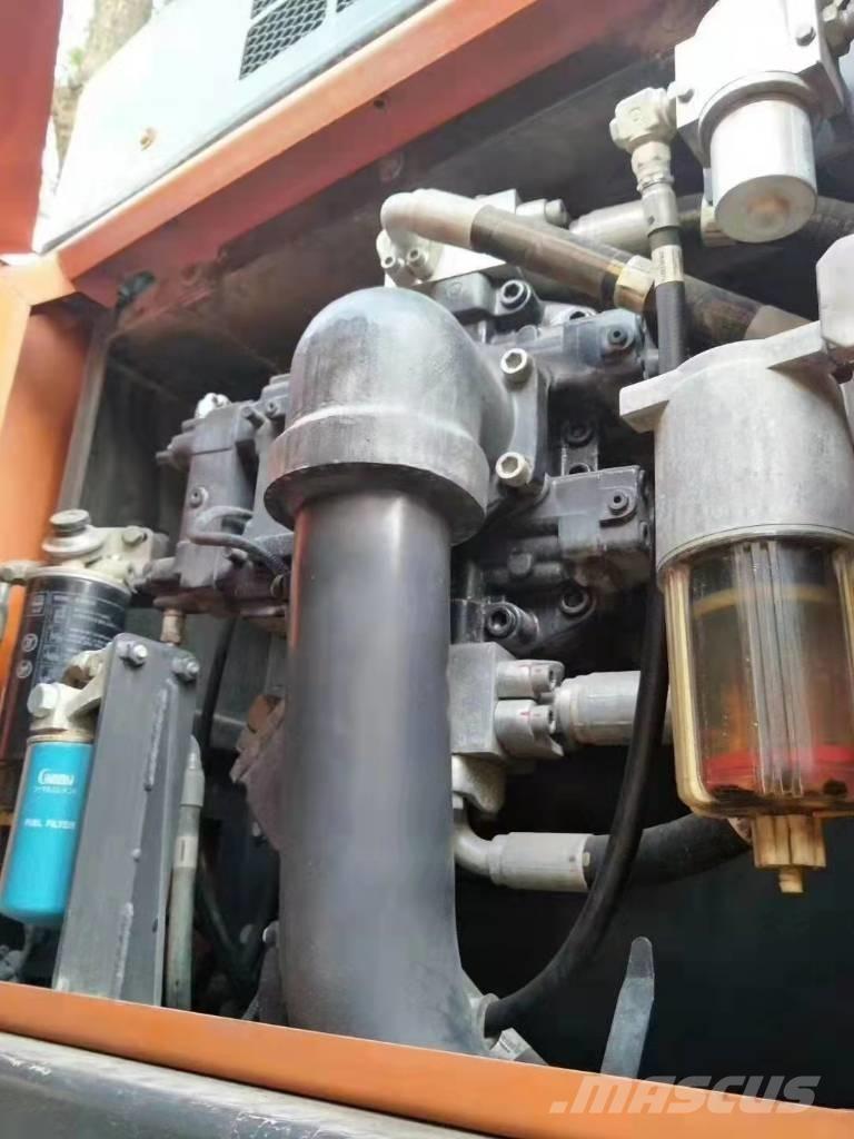 Doosan DX 530 LC-5 履带挖掘机