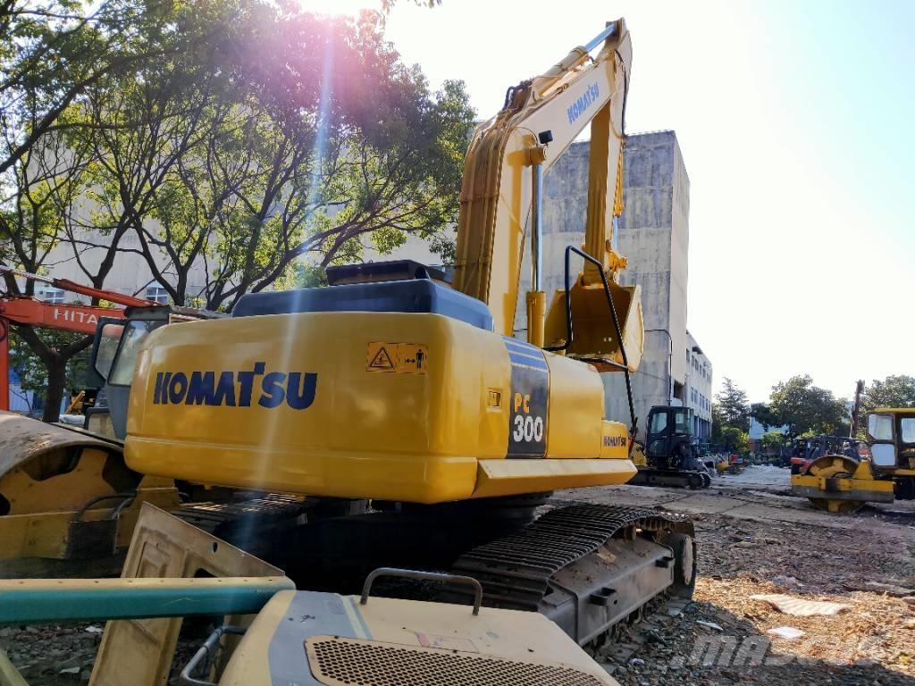 Komatsu PC300-7 履带挖掘机