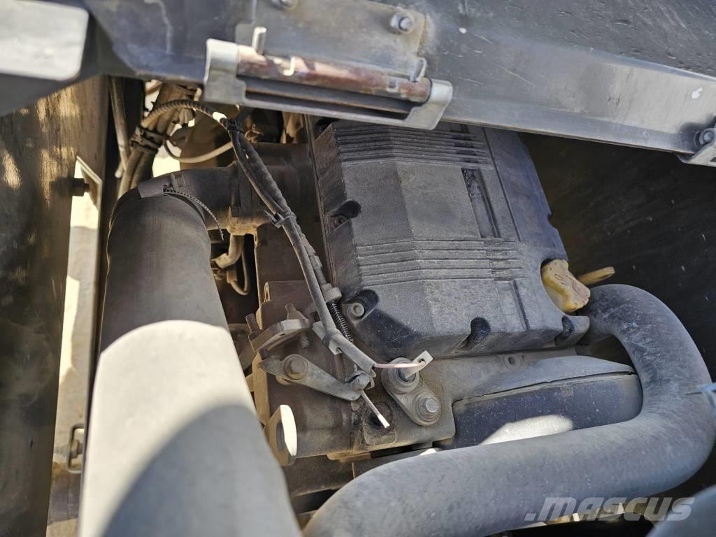 Piquersa HORMIGONERA 翻斗车\公路型自卸车