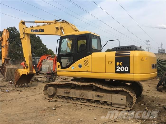 Komatsu PC 200-7 履带挖掘机