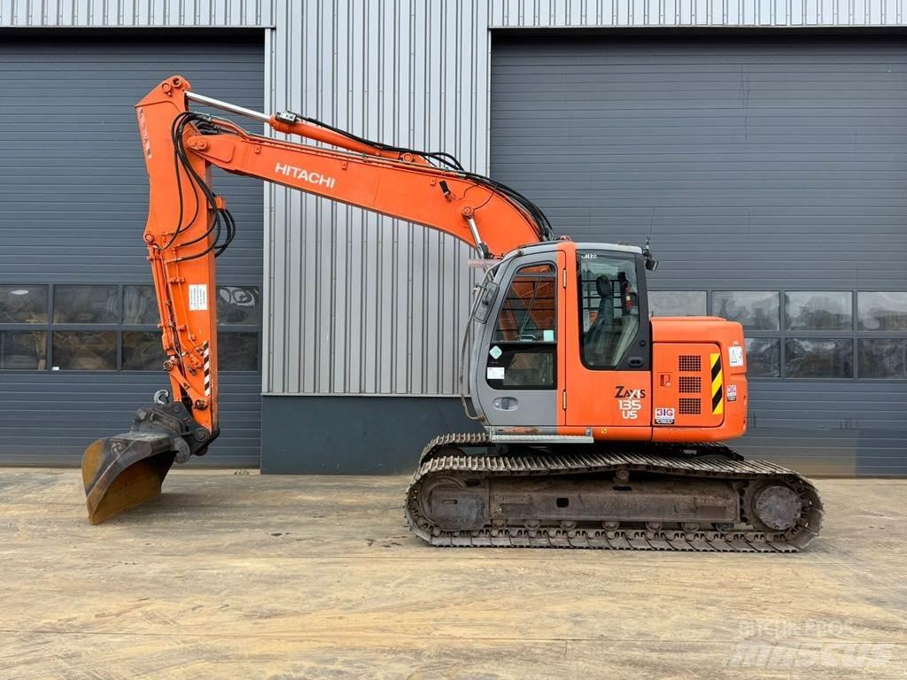 Hitachi ZX135US 特种挖掘机