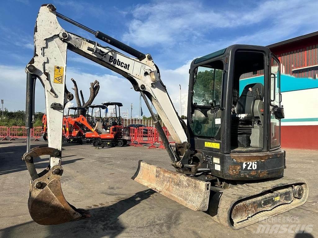 Bobcat E26 小型挖掘机