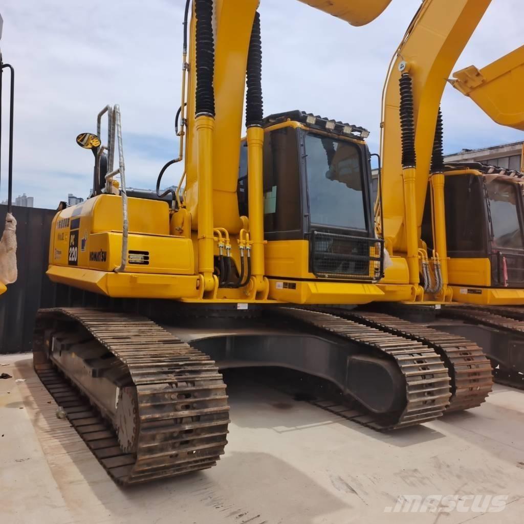 Komatsu PC 220 履带挖掘机