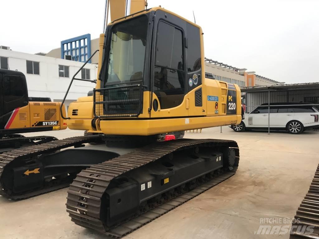 Komatsu PC 220-8 履带挖掘机